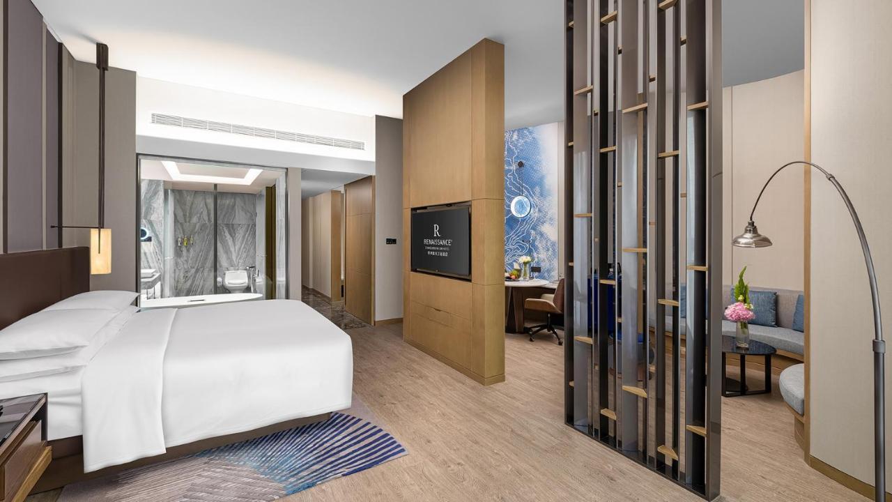 Renaissance Changzhou Wujin Hotel Екстериор снимка