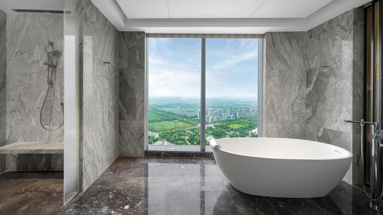 Renaissance Changzhou Wujin Hotel Екстериор снимка