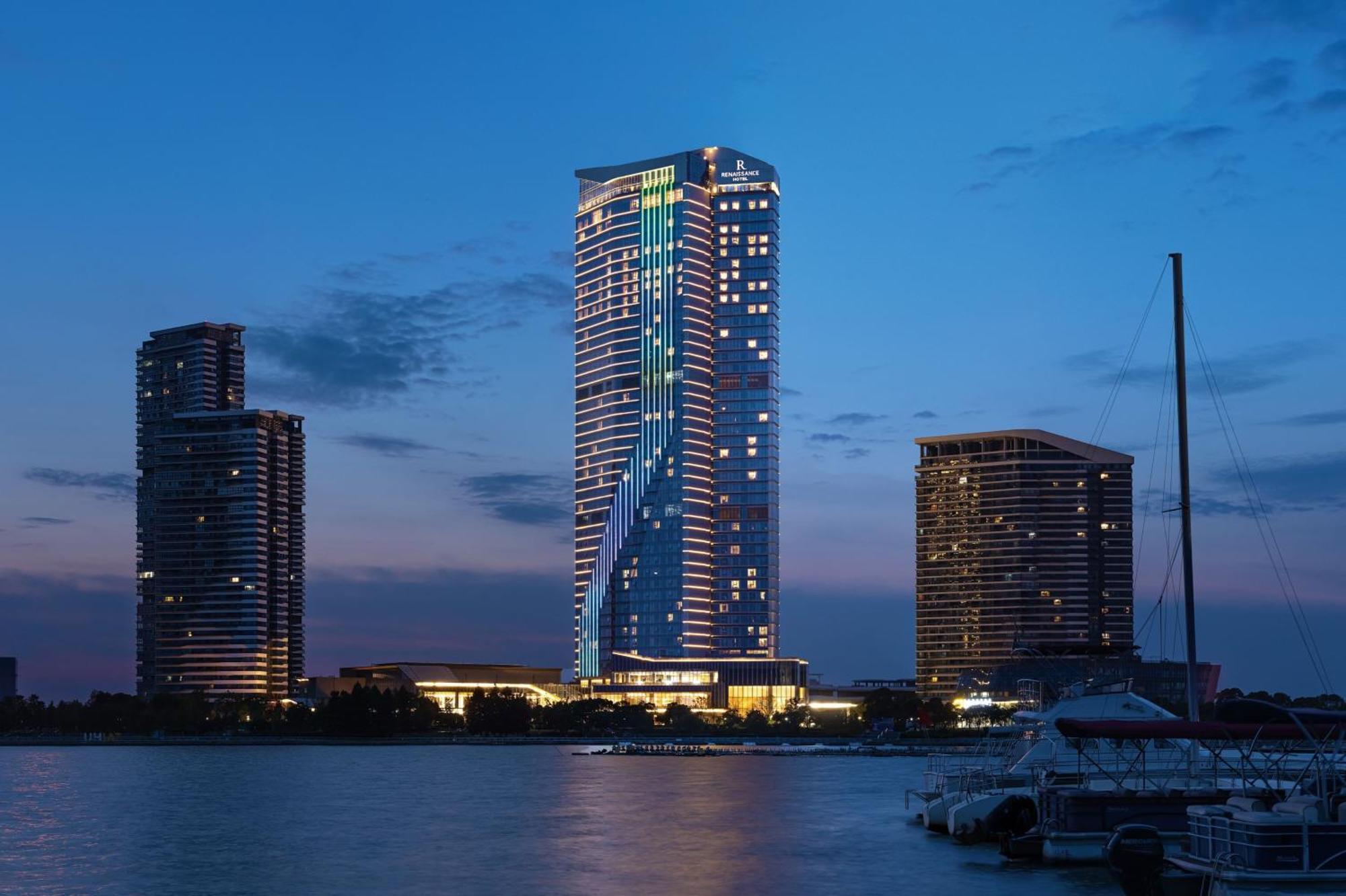 Renaissance Changzhou Wujin Hotel Екстериор снимка